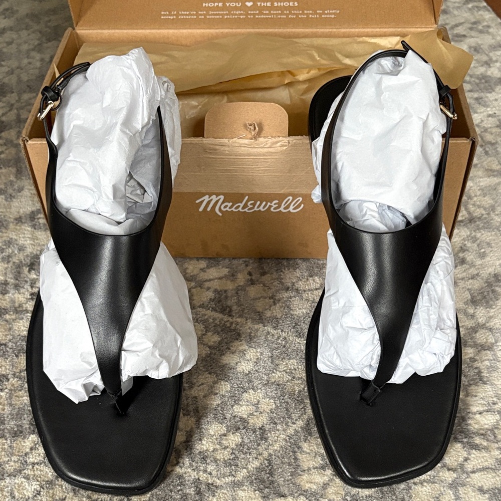 Madewell The Kira Covered Thong Sandal (Black Leather with Ankle Strap); 10.5
